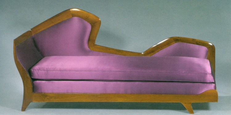 Gio Ponti Meridiénne Sofa Courtesy of Galleria Rossella Colombari, Italy