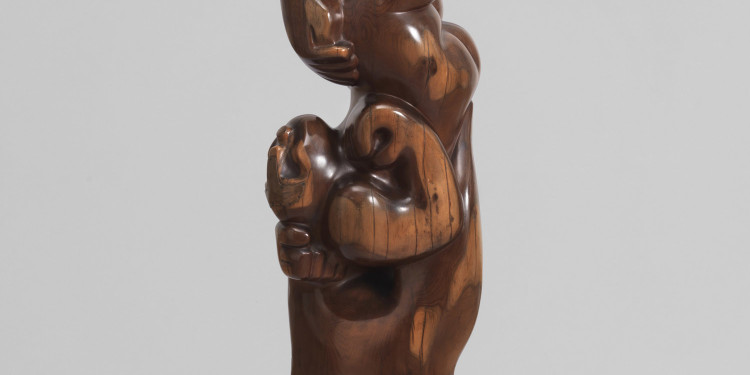 Leon Underwood Totem to the Artist, 1925-30 Wood and metal 110.5 x 25.4 x 27.3 cm Photo Tate, London 2010 Copyright The Artist Estate