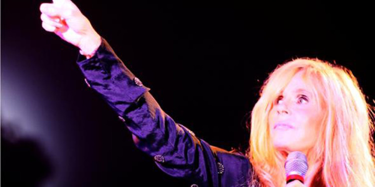 Kim Carnes "Bette Davis Eyes", Mercato del Pesce, Roma 2011