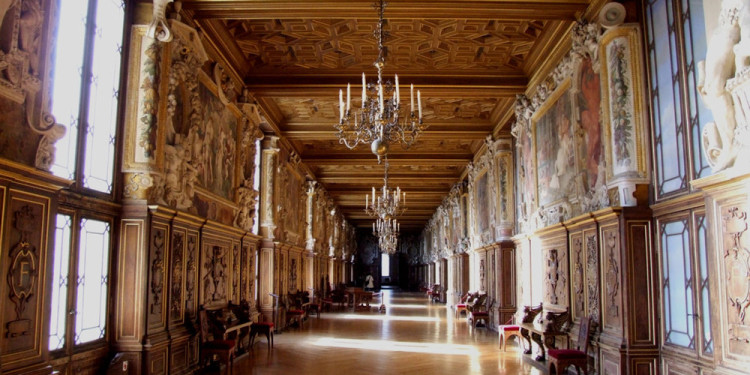 Chateau Fontainebleau interior