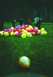 Collective Actions. Balloon Moscow region, Gorkovskaya railway line, Nazaryevo station. June 15, 1977 Photo documentation Courtesy author and Stella Art Foundation, Moscow