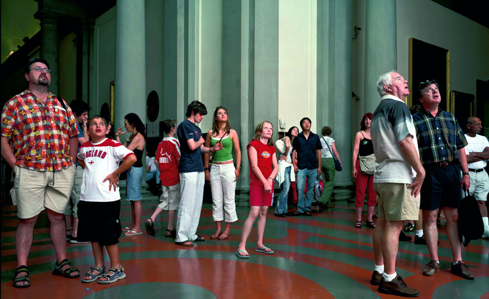 Thomas Struth: Audience 1 (Galleria dell'Accademia), Florenz, 2004 Photo © MUMOK, Museum Moderner Kunst Stiftung Ludwig Wien, acquired with benefits of the MUMOK Board