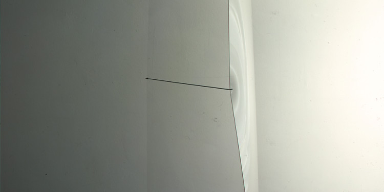 Giovanni Anselmo Senza titolo, 1967 plexiglas, tondino di ferro / plexiglas, iron rod 200 x 96 x 35 cm Progetto per / Project for l’Arte Moderna e Contemporanea CRT – in deposito presso / on loan to Castello di Rivoli Museo d’Arte Moderna e Contemporanea, Rivoli – Torino GAM Galleria Civica d’Arte Moderna e Contemporanea, Torino Photo© Paolo Mussat Sartor - Courtesy Archivio Anselmo