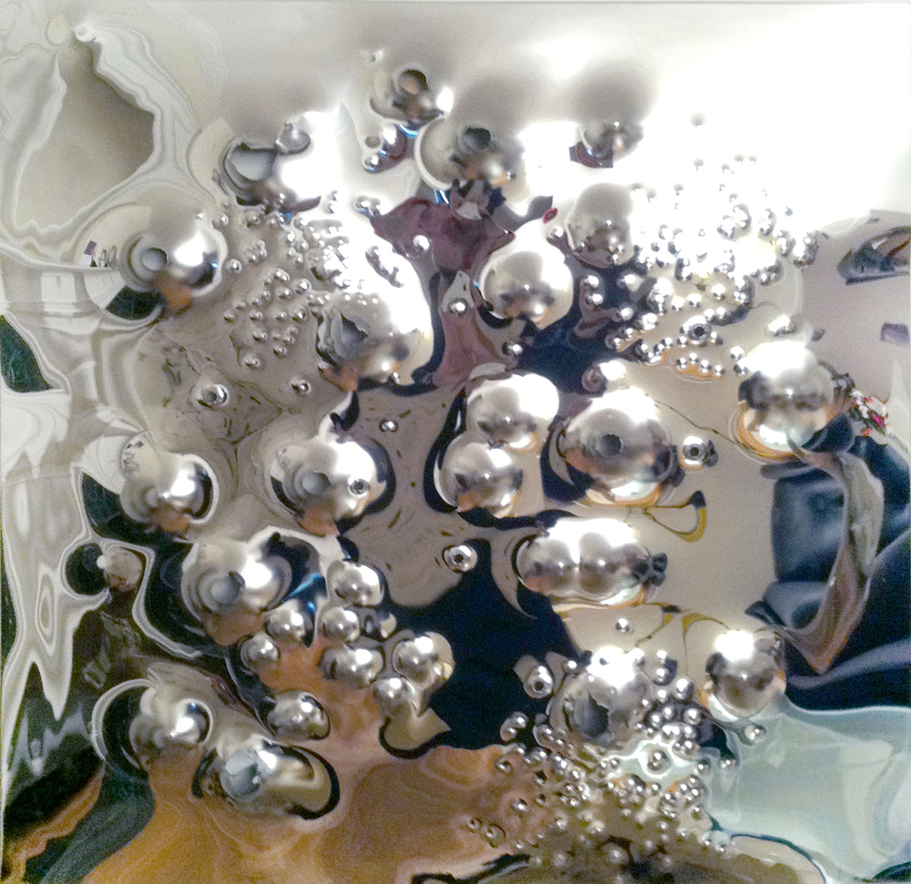 Today Is A Good Day, 2011 alluminio lucidato a specchio perforato da pallottole, cm 90x90 - Courtesy dell’artista e Brand New Gallery, Milano