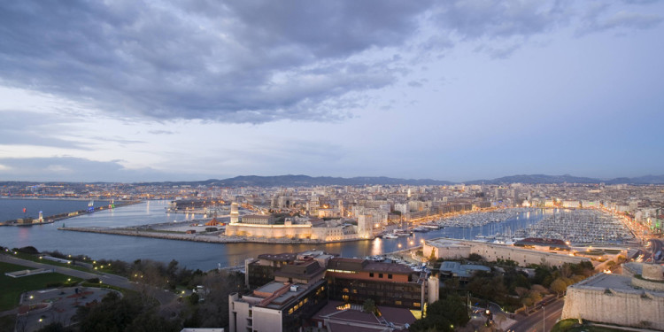 Marseille, vue du Vieux-­‐Port. Crédit photographique: ville de Marseille