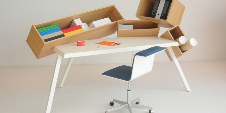 BRAM BOO_OVERDOSE (2011) DESK_Bulo_2copyright kris druant 5