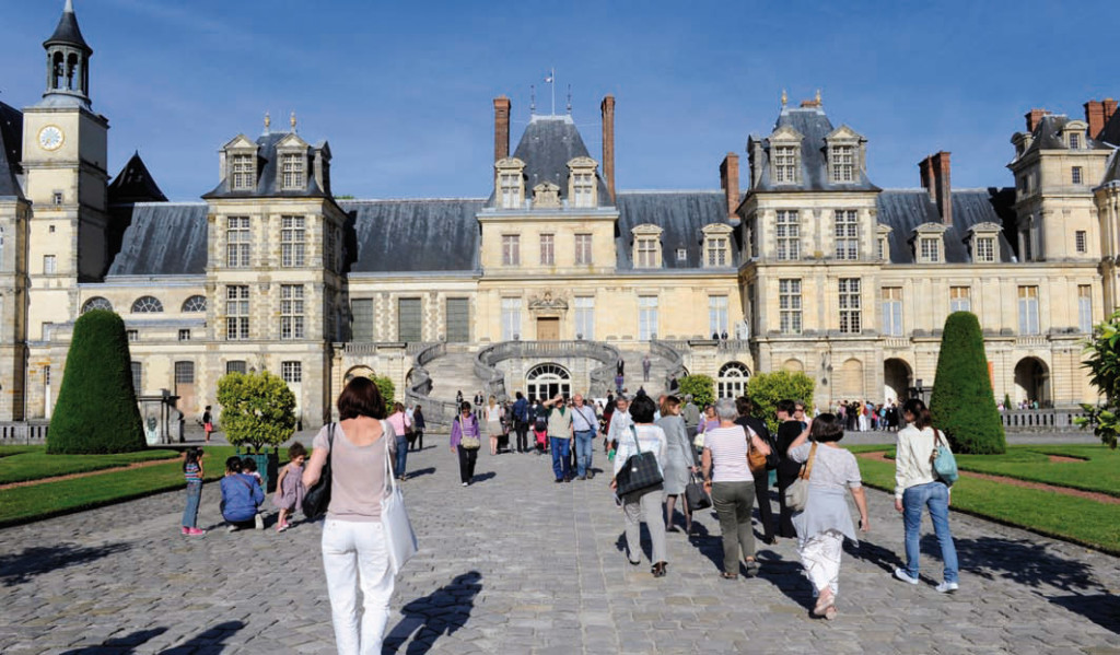 La cour d’Honneur du château de Fontainebleau lors de la première édition du Festival de l’histoire de l’art, mai 2011 © Didier Plowy - Ministère de la Culture et de la Communication