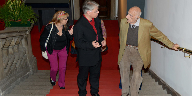 Donato Di Zio a cura di Gillo Dorfles, Biblioteca Comunale Centrale - Palazzo Sormani, Milano. Inaugurazione 26.09.2012 Donato Di Zio e Gillo Dorfles e Raffaella Losapio. Foto Paolo Mariani