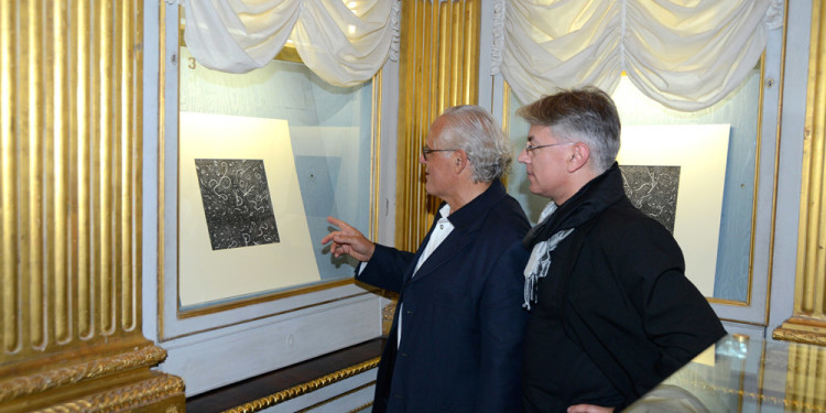 Mostra Donato Di Zio a cura di Gillo Dorfles, Biblioteca Marucelliana, Firenze. Inaugurazione 14.09.2012. Donato Di Zio e Roberto Maini. Foto Paolo Mariani