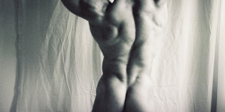 Károly Halász: Body-builder in Renaissance manner, 2000. Courtesy of the Artist