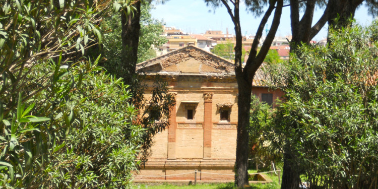 Tempio del Dio Redicolo - May 9, 2013